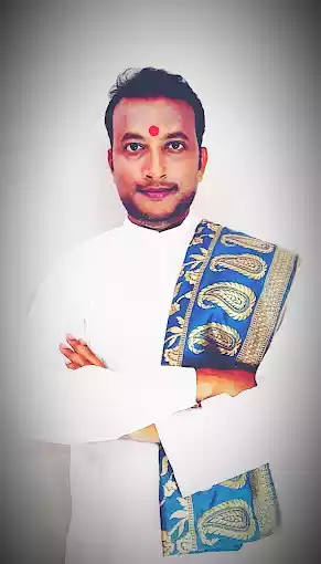  Astrologer Manoj Pathak